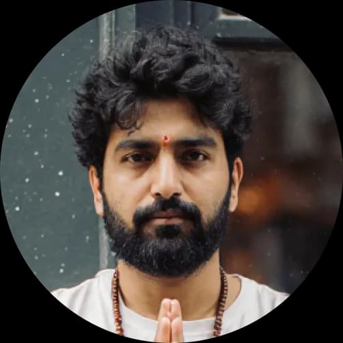 Daniel - Instructor de power yoga