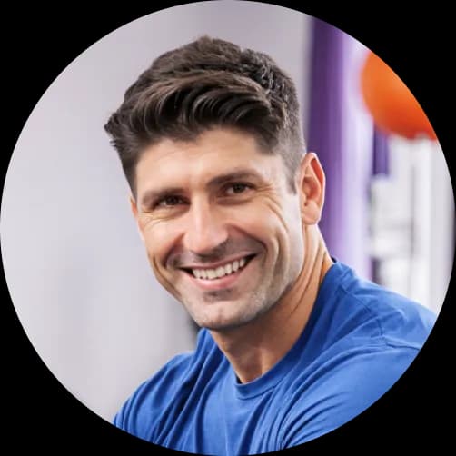 Alejandro - Recepcionista