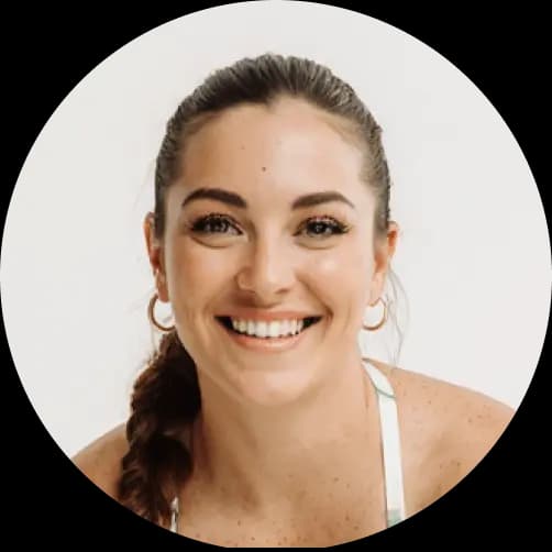 Laura - Instructora de yoga